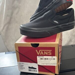 Vans Men's Black Slip-On Sneakers
